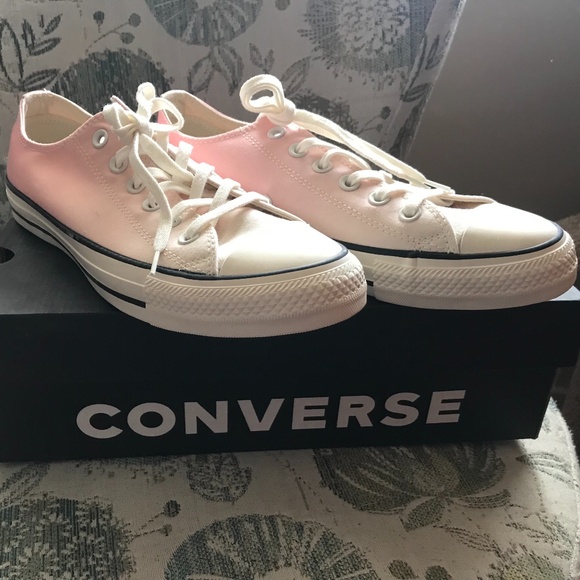 Converse Shoes - Converse Pink Ombré Sneakers - size 9